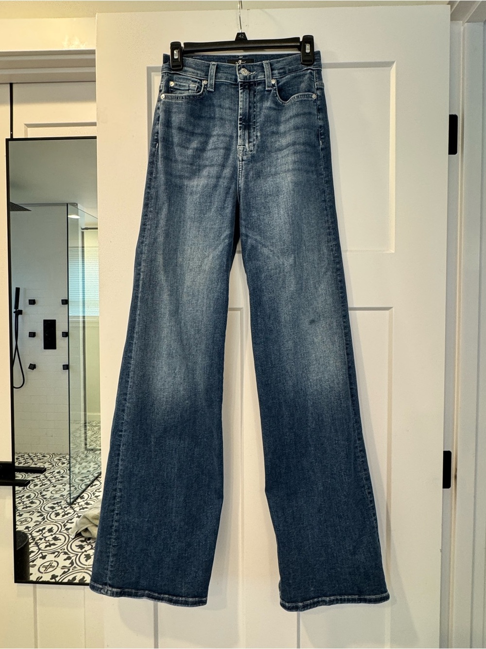NWOT 7 For All Mankind Jeans